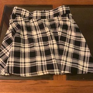 Black and white mini skirt